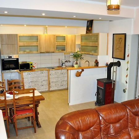 Marta Sea Residence สปลิท ภายนอก รูปภาพ
